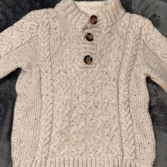 Cat & Jack boys 4t thick sweater with buttons - Picture 2 of 3